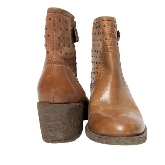 LUCKY BRAND Butler Leather Studded Ankle Boots 8.5 - Picture 3 of 10